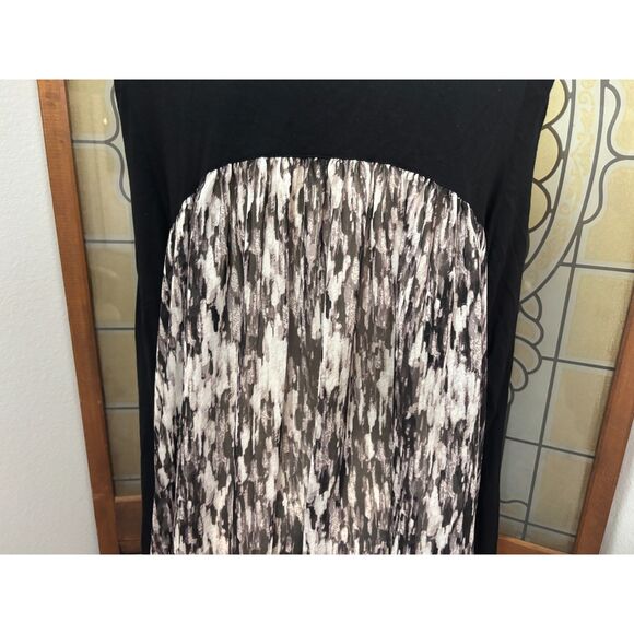 LOGO By Lori Goldstein Button Front Cardigan Contract Fabric Pockets Size 1X - Picture 9 of 11